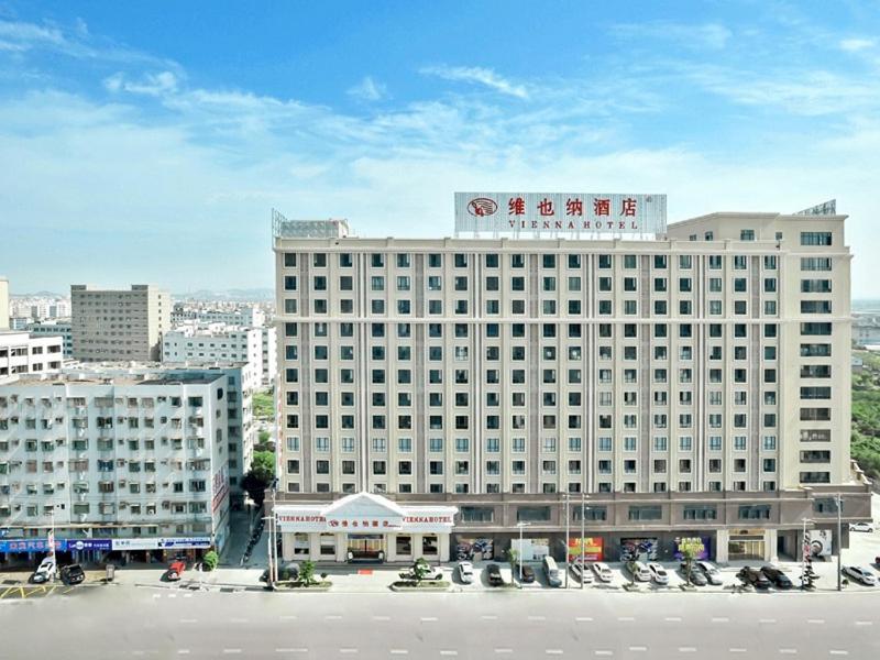维也纳酒店汕头潮阳棉西路店 外观 照片